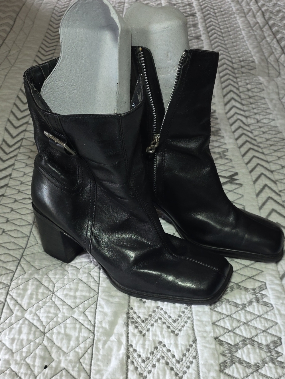 Tommy Hilfiger Tommy Girl Black Leather Mid-Calf Block Heel Boots